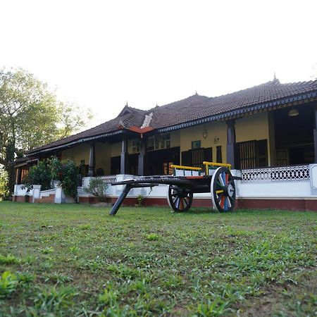 Highland Estate Hotel Sakleshpur Bagian luar foto